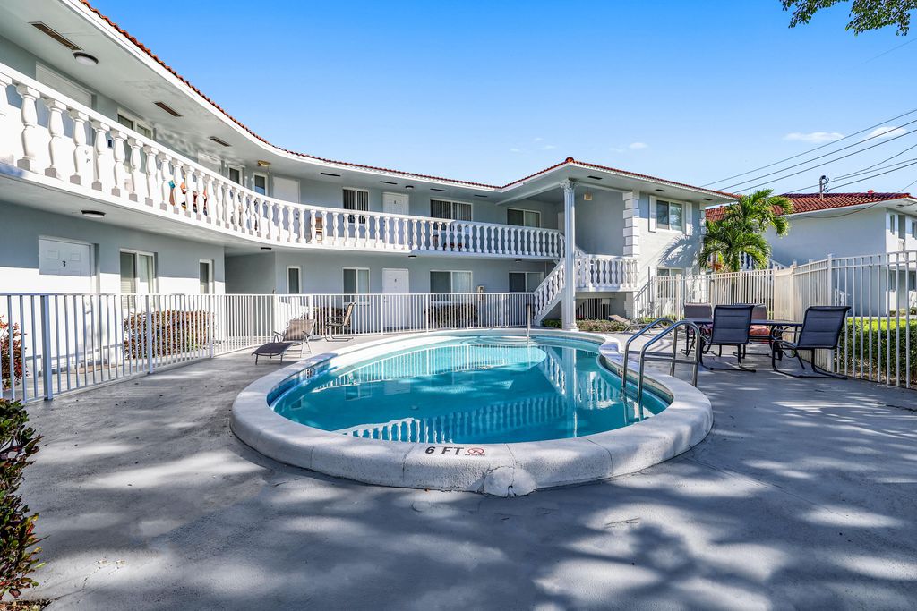 Photo of 431 W Camino Real Real #28, Boca Raton, FL 33432 (MLS # R11166567)