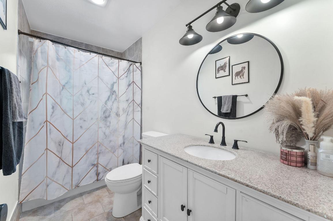 LAKES OF SHERBROOKE - Residential