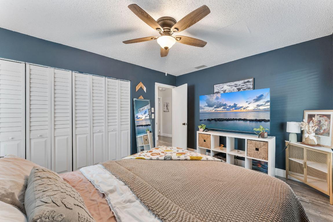 LAKES OF SHERBROOKE - Residential