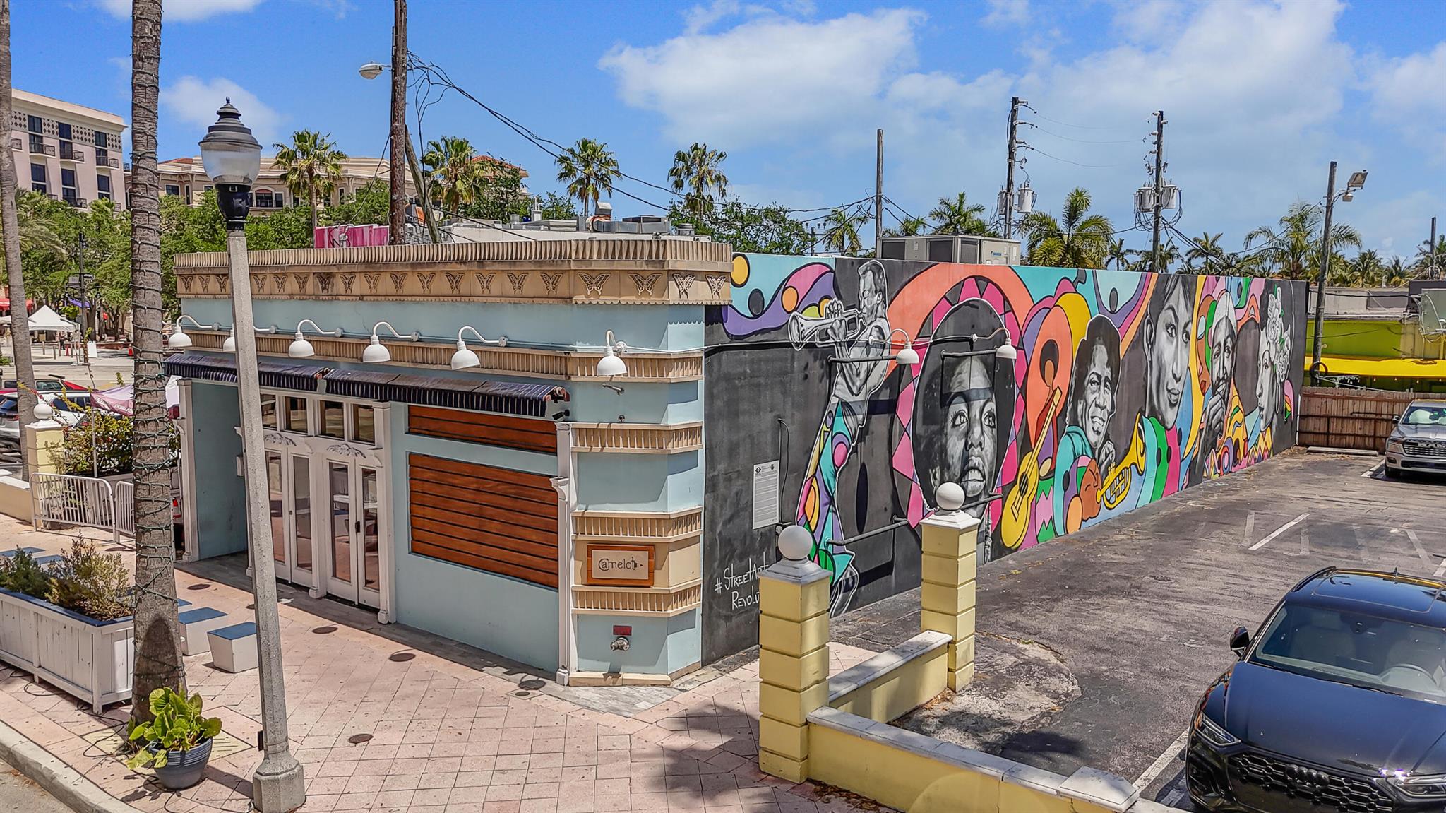 114 S Narcissus Ave is located in the vibrant downtown district of West Palm Beach. It presents a rare purchaseopportunity for users and investors with significant retail/restaurant, hotel, office or mixed use redevelopmentpotential. Located in the Clematis Waterfront District (CWD), the improved 4,000sf /- building has potential to goup to 5 stories and 14,000sf with panoramic water and park views. This property is positioned in one of SouthFlorida's most desirable locations, offering investors the chance to capitalize on the area's ongoing growth andtransformation. Leaseback scenarios may be considered, offering flexible occupancy or investment options.