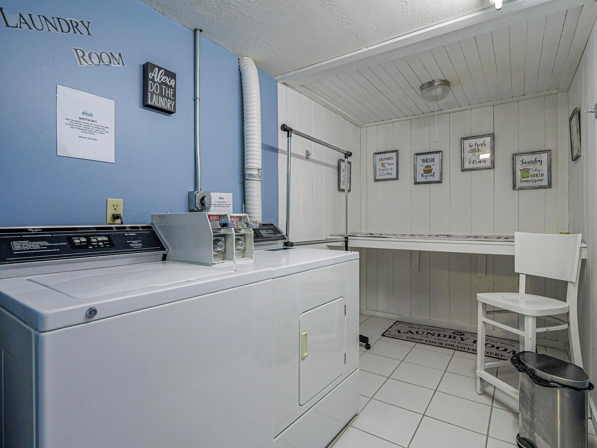 BAY ISLAND CLUB - Residential Lease