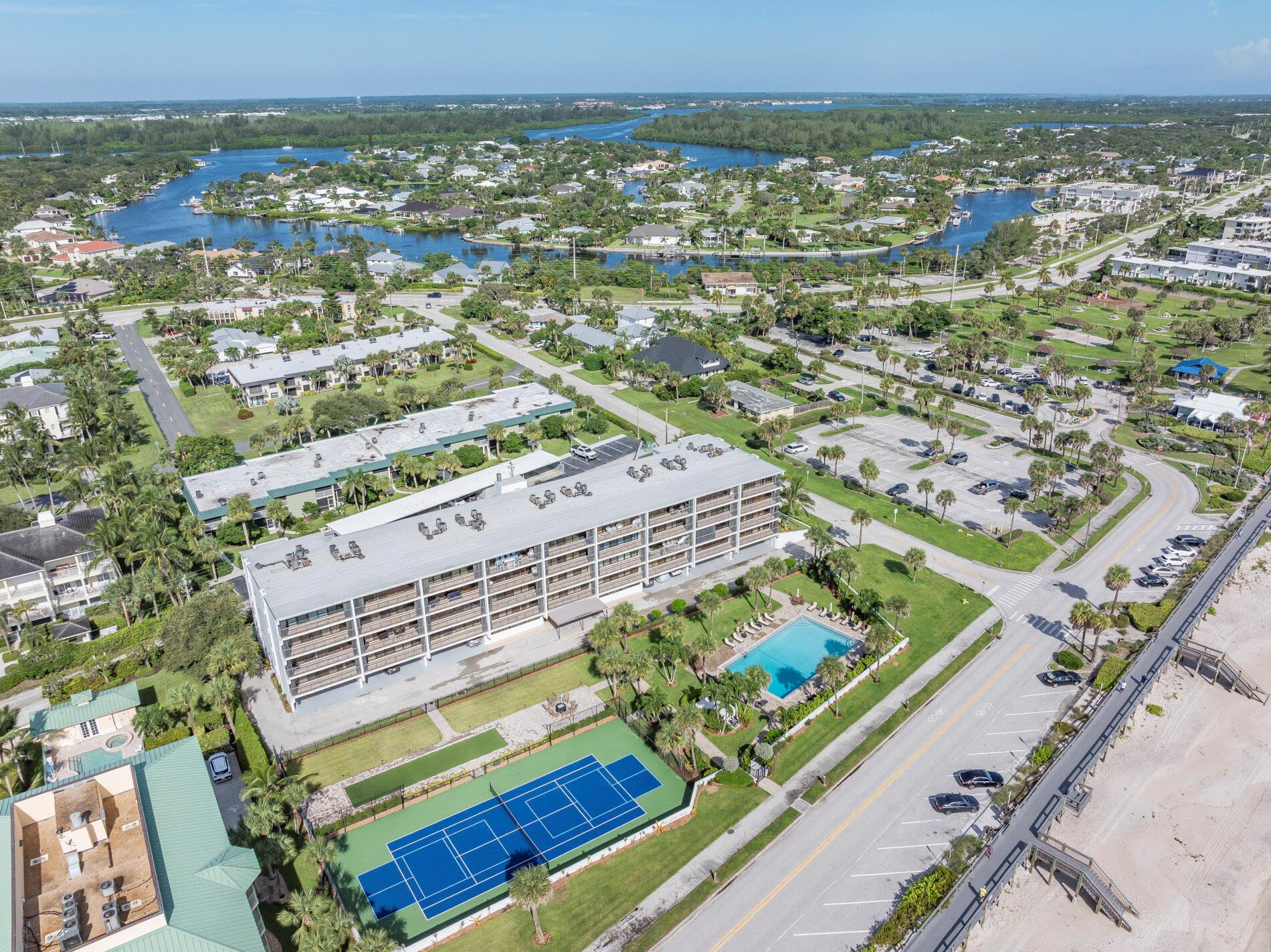 BAY ISLAND CLUB - Residential Lease