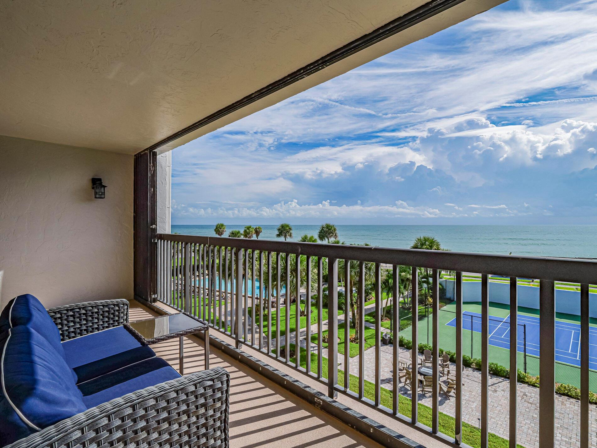 BAY ISLAND CLUB - Residential Lease