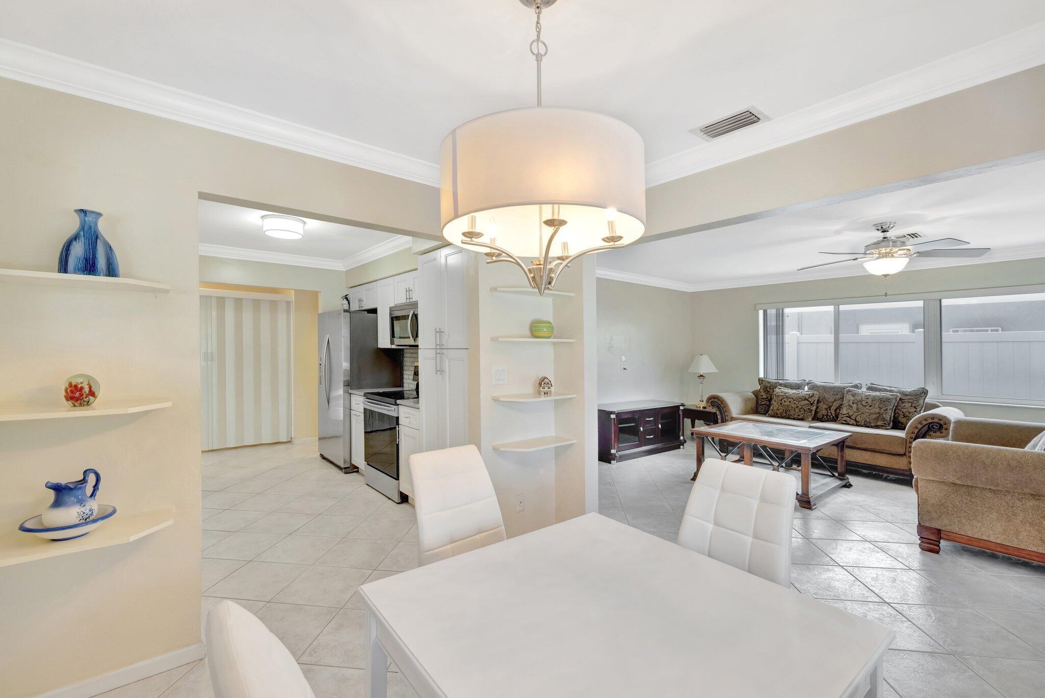 CORAL WOODS - Residential