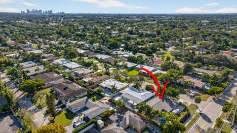 Tiny photo for 3792 NE 19th Avenue, Oakland Park, FL 33308 (MLS # R11150557)