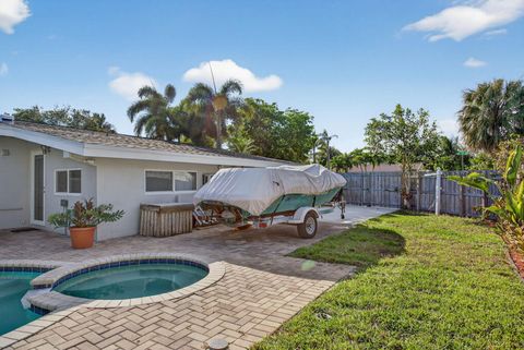 Tiny photo for 3792 NE 19th Avenue, Oakland Park, FL 33308 (MLS # R11150557)
