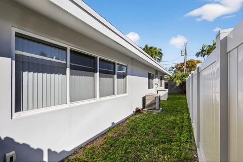 Tiny photo for 3792 NE 19th Avenue, Oakland Park, FL 33308 (MLS # R11150557)