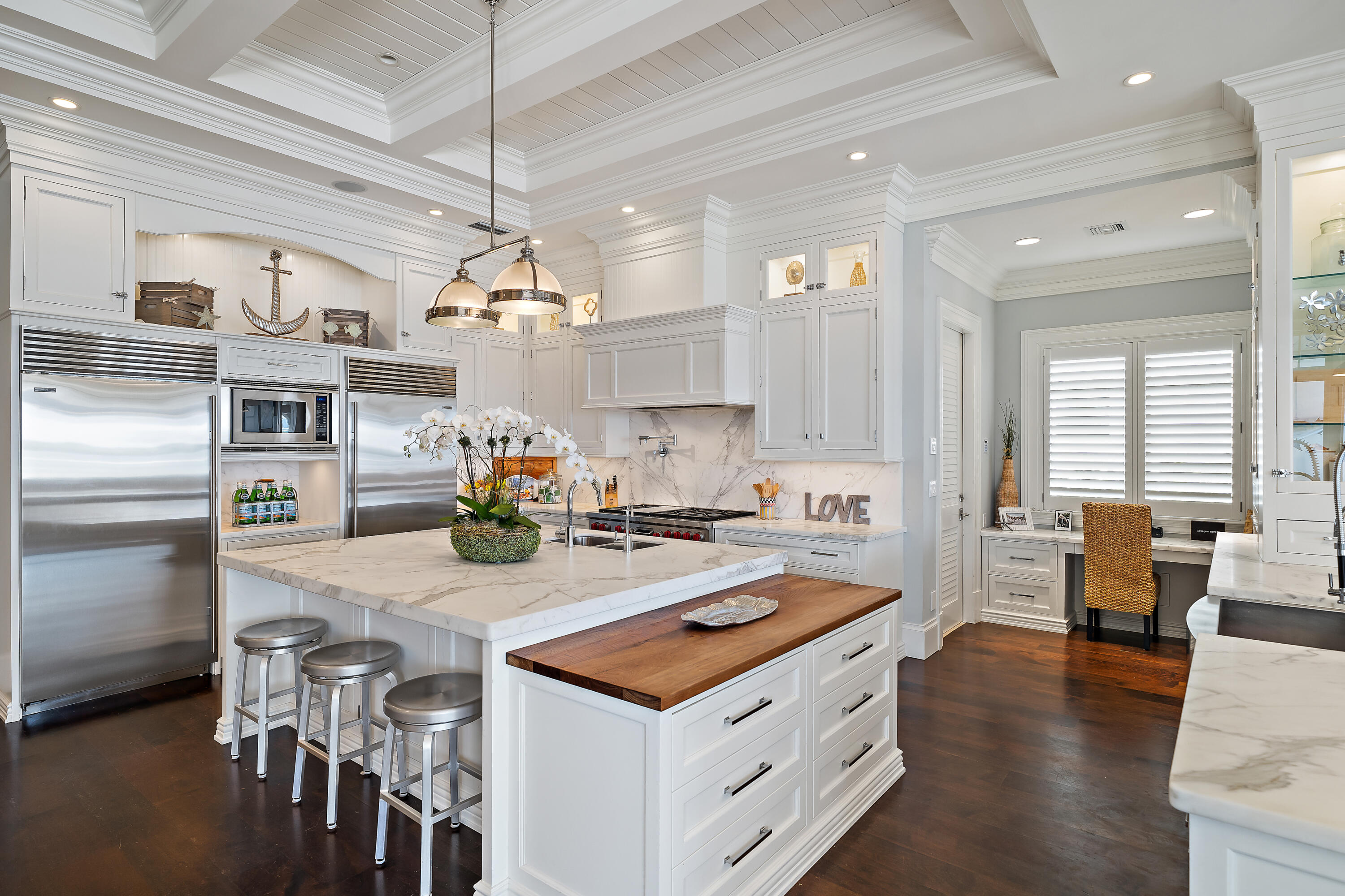 YACHT CLUB - Residential