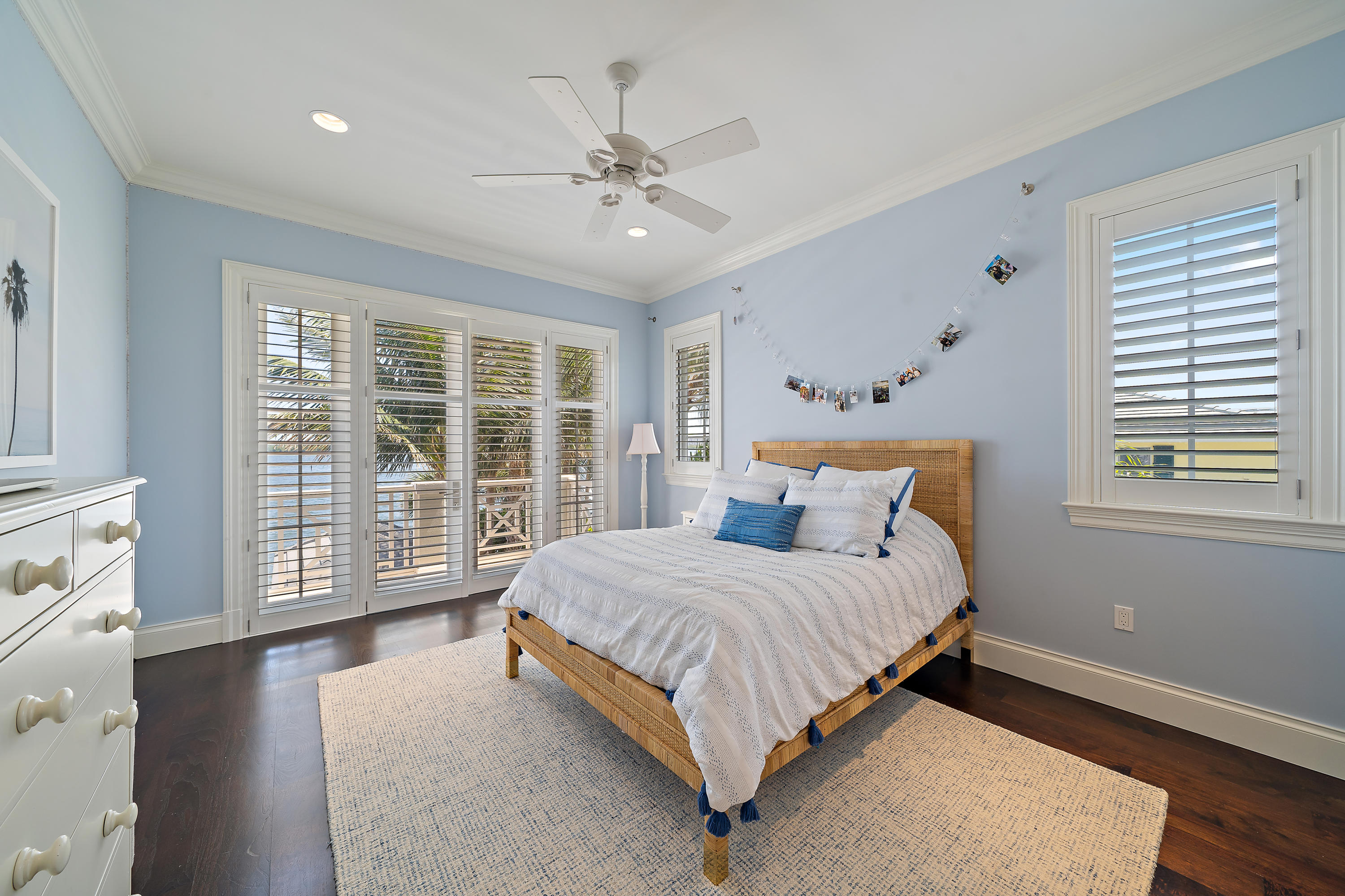 YACHT CLUB - Residential