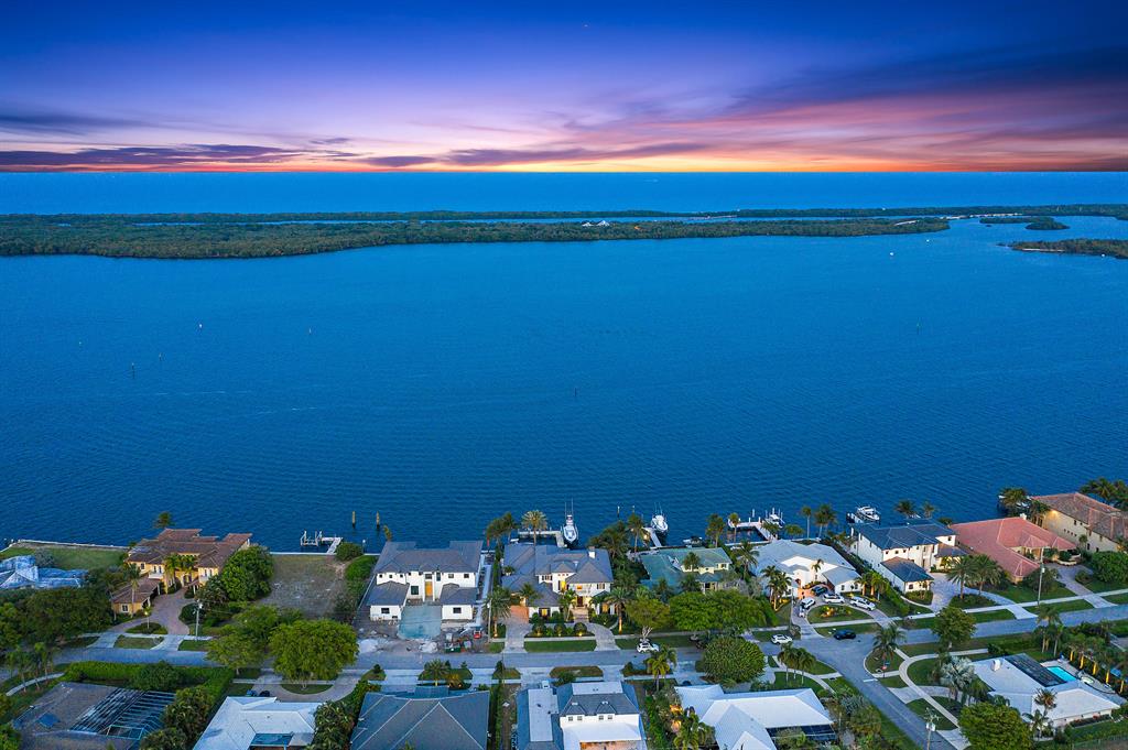 YACHT CLUB - Residential