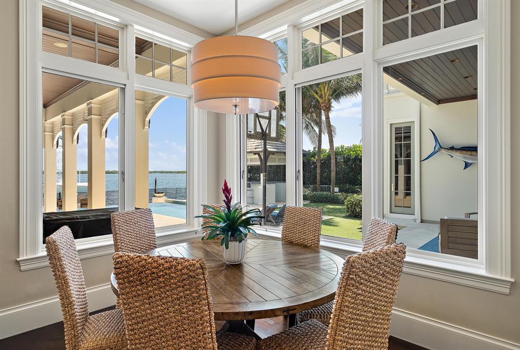 YACHT CLUB - Residential