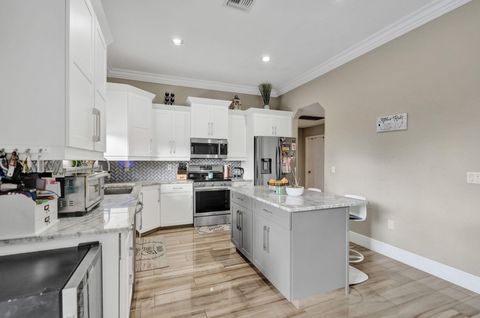 Tiny photo for 6820 NW 73rd Street, Parkland, FL 33067 (MLS # B26017597)