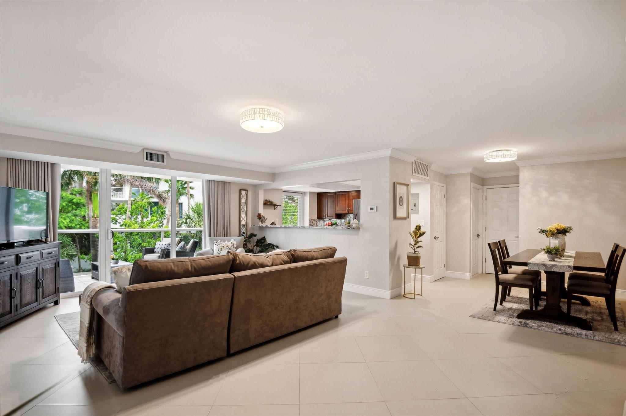 2841 N Ocean Blvd 301