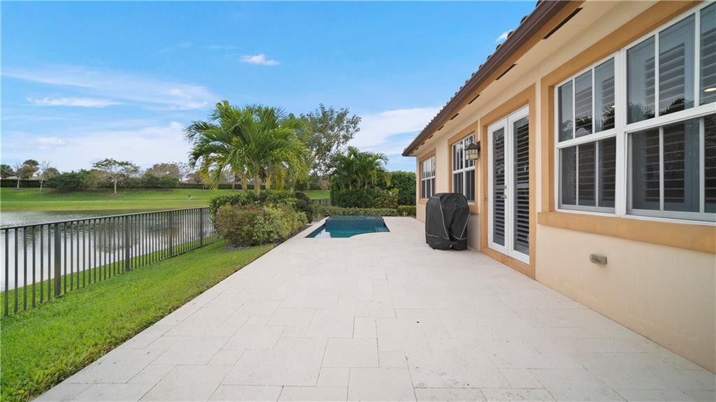 MiraLago - Residential
