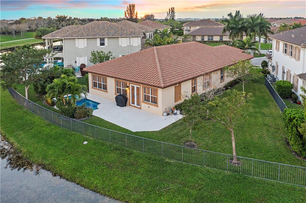 MiraLago - Residential