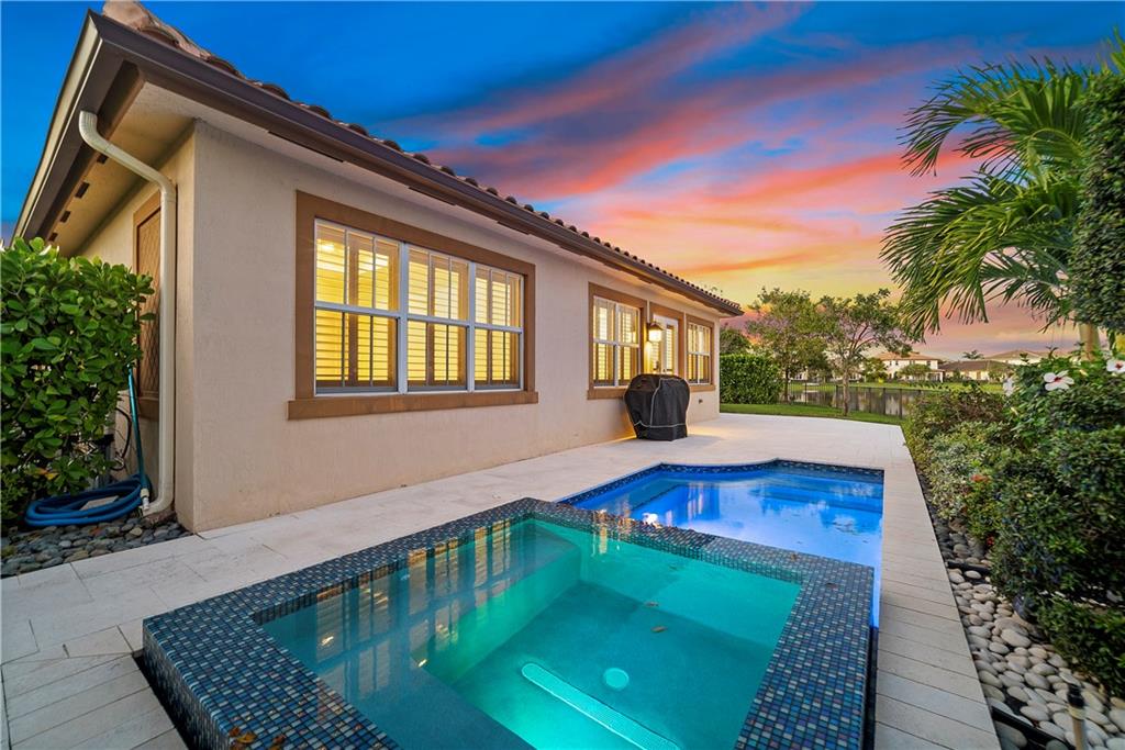 MiraLago - Residential