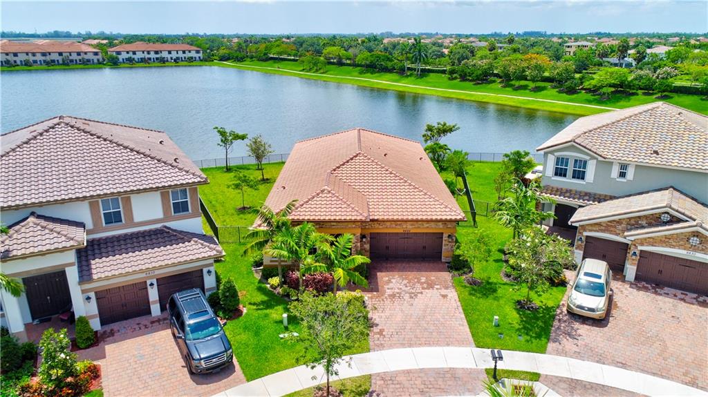 MiraLago - Residential