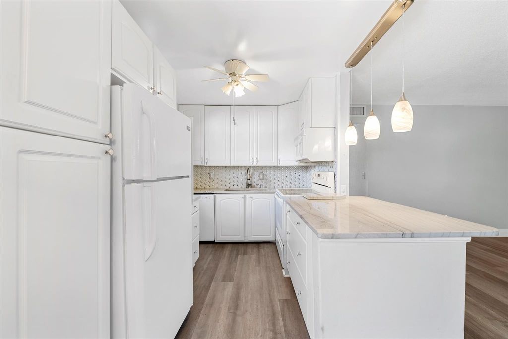 Photo of 220 Seville J #220, Delray Beach, FL 33446 (MLS # F10529427)