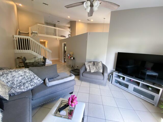 WELLINGTONS EDGE PAR 78 P - Residential