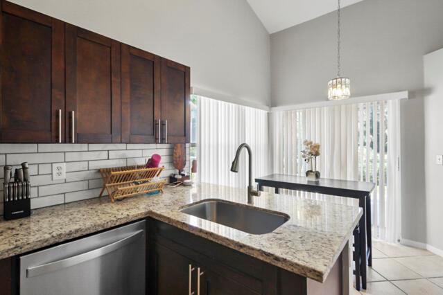 WELLINGTONS EDGE PAR 78 P - Residential