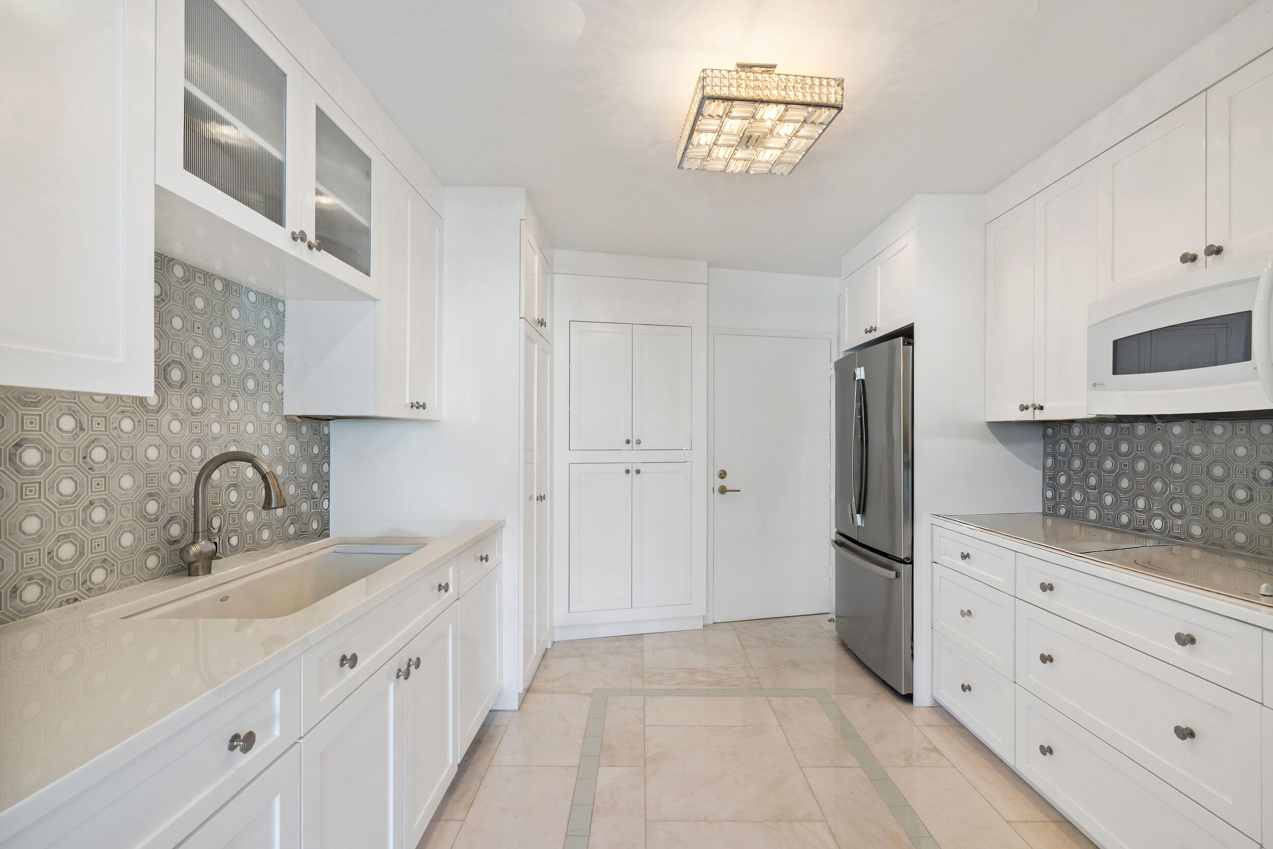 PALM BEACH TOWERS CONDO - Residential