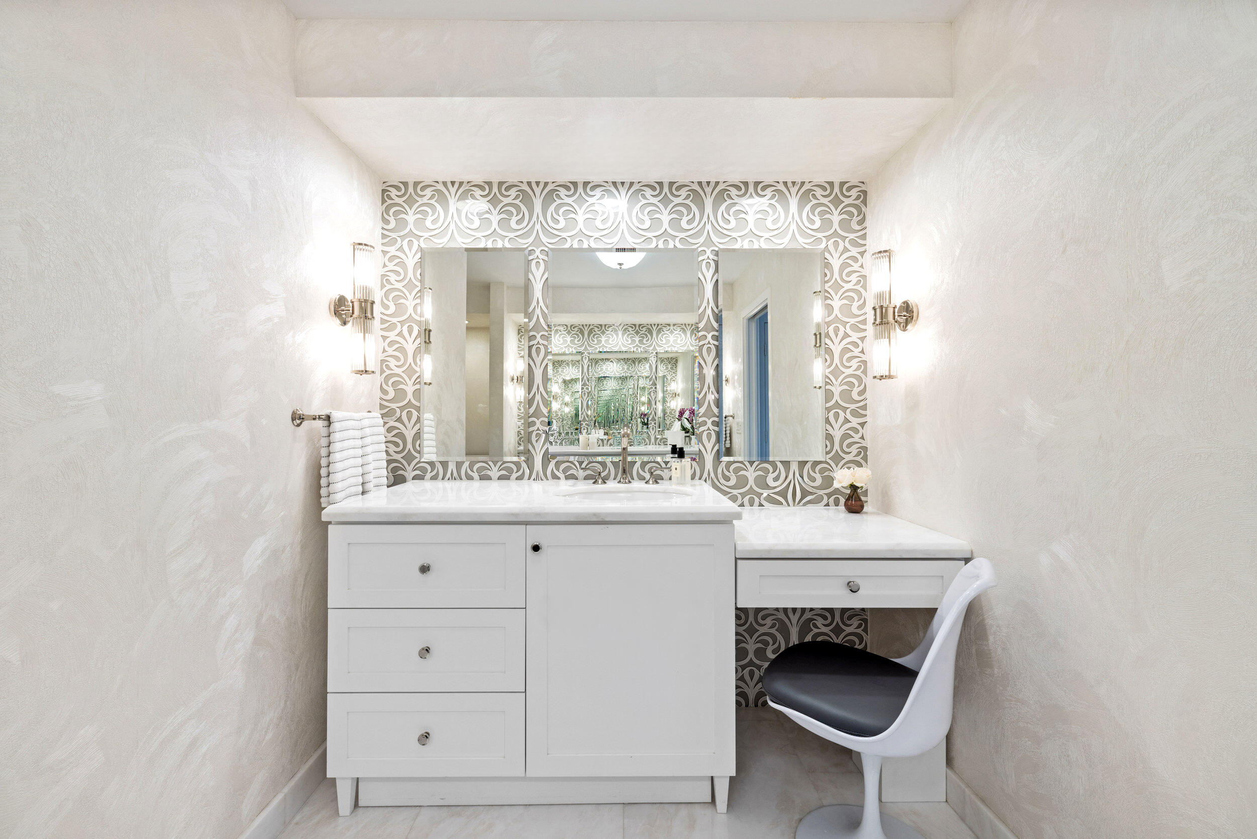PALM BEACH TOWERS CONDO - Residential