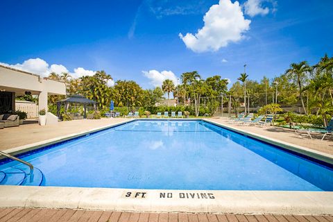 Tiny photo for 2541 Aragon Boulevard #202, Sunrise, FL 33322 (MLS # B26002961)
