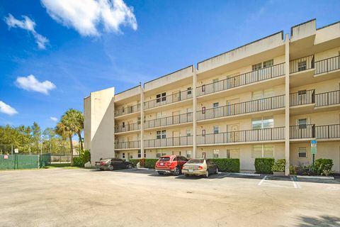 Tiny photo for 2541 Aragon Boulevard #202, Sunrise, FL 33322 (MLS # B26002961)
