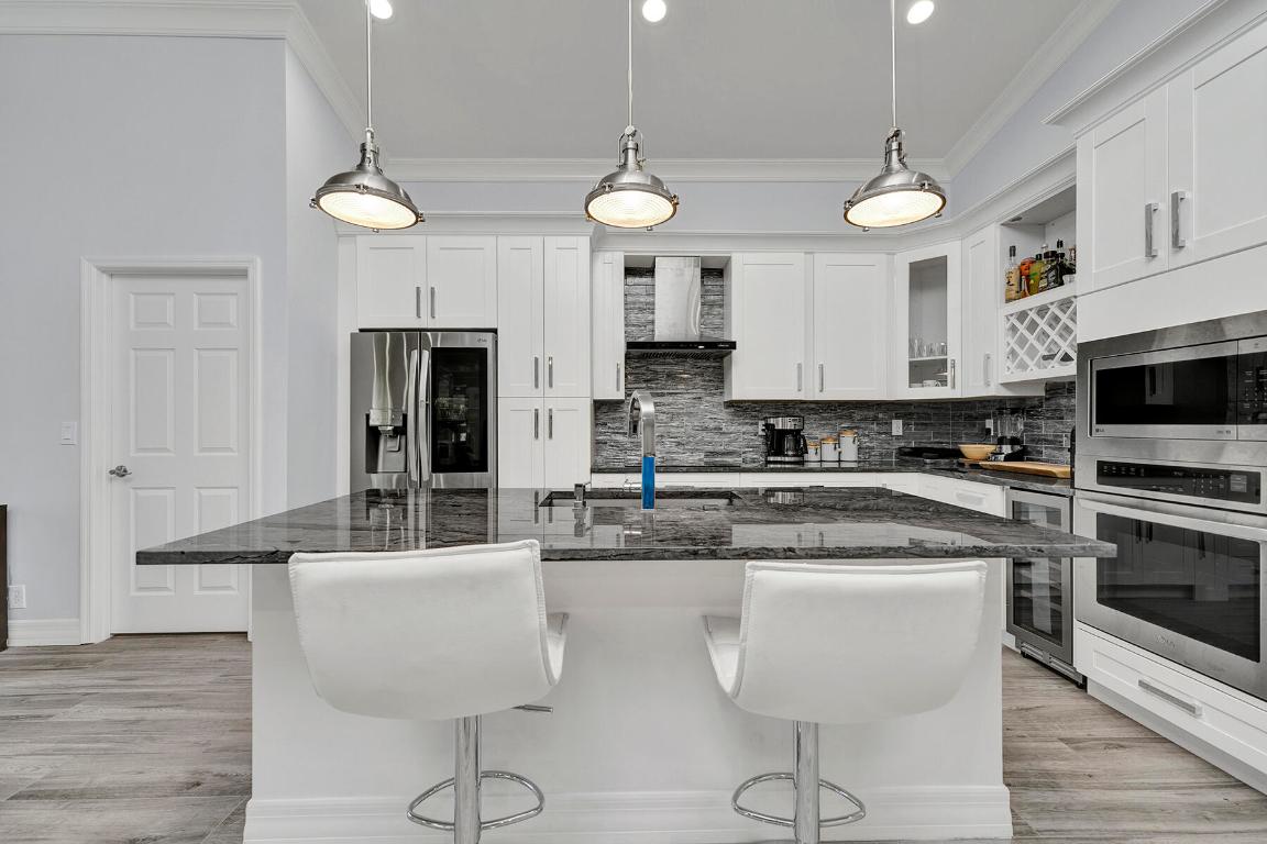 PIPERS GLEN A-3 - Residential