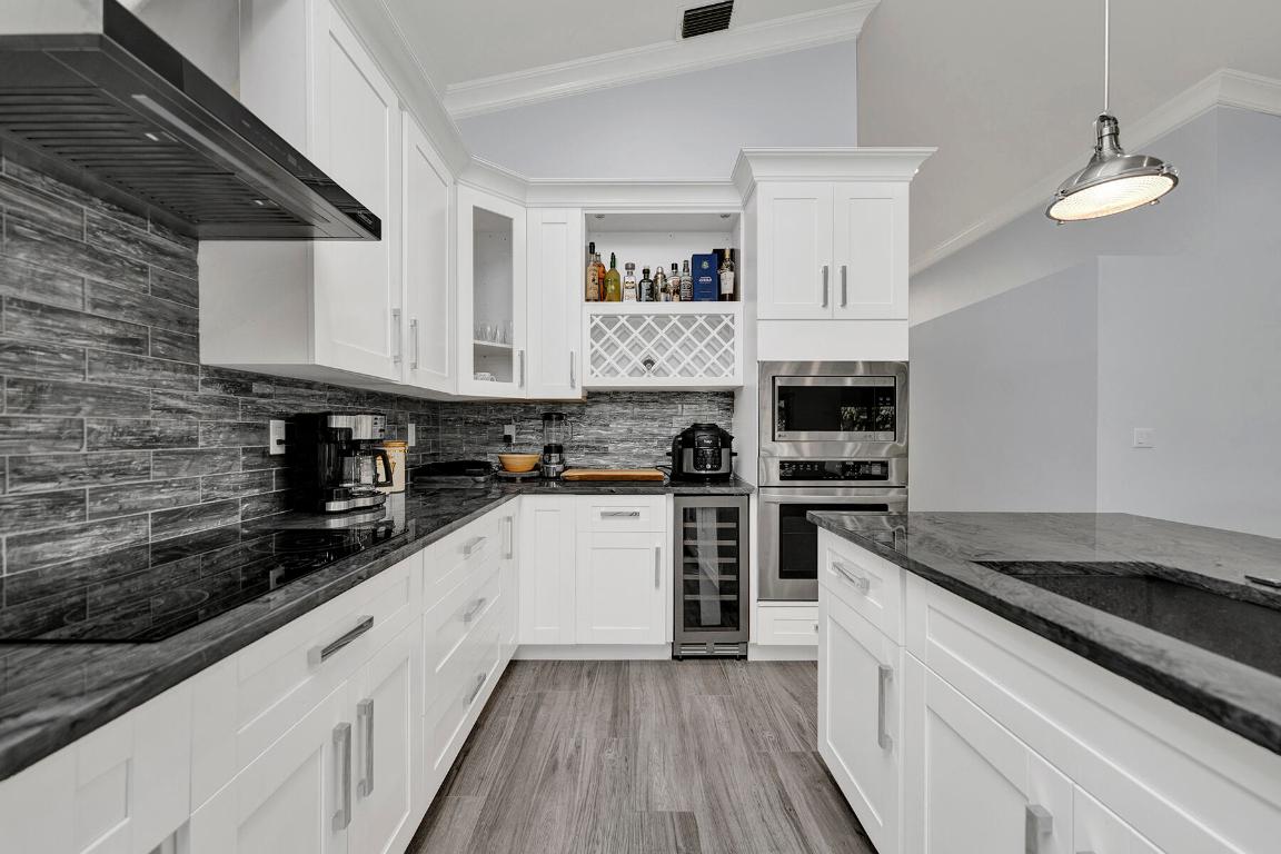 PIPERS GLEN A-3 - Residential