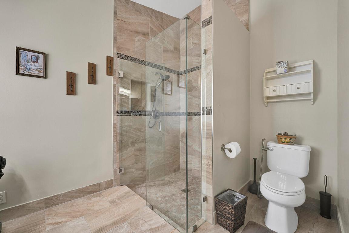 PIPERS GLEN A-3 - Residential