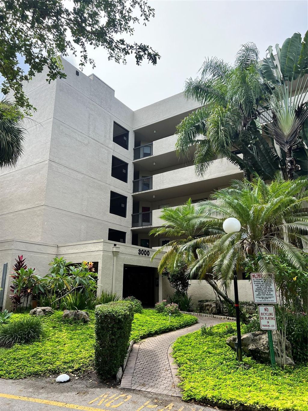 Photo of 3000 NW 42nd Avenue #B408, Coconut Creek, FL 33066 (MLS # F10515309)