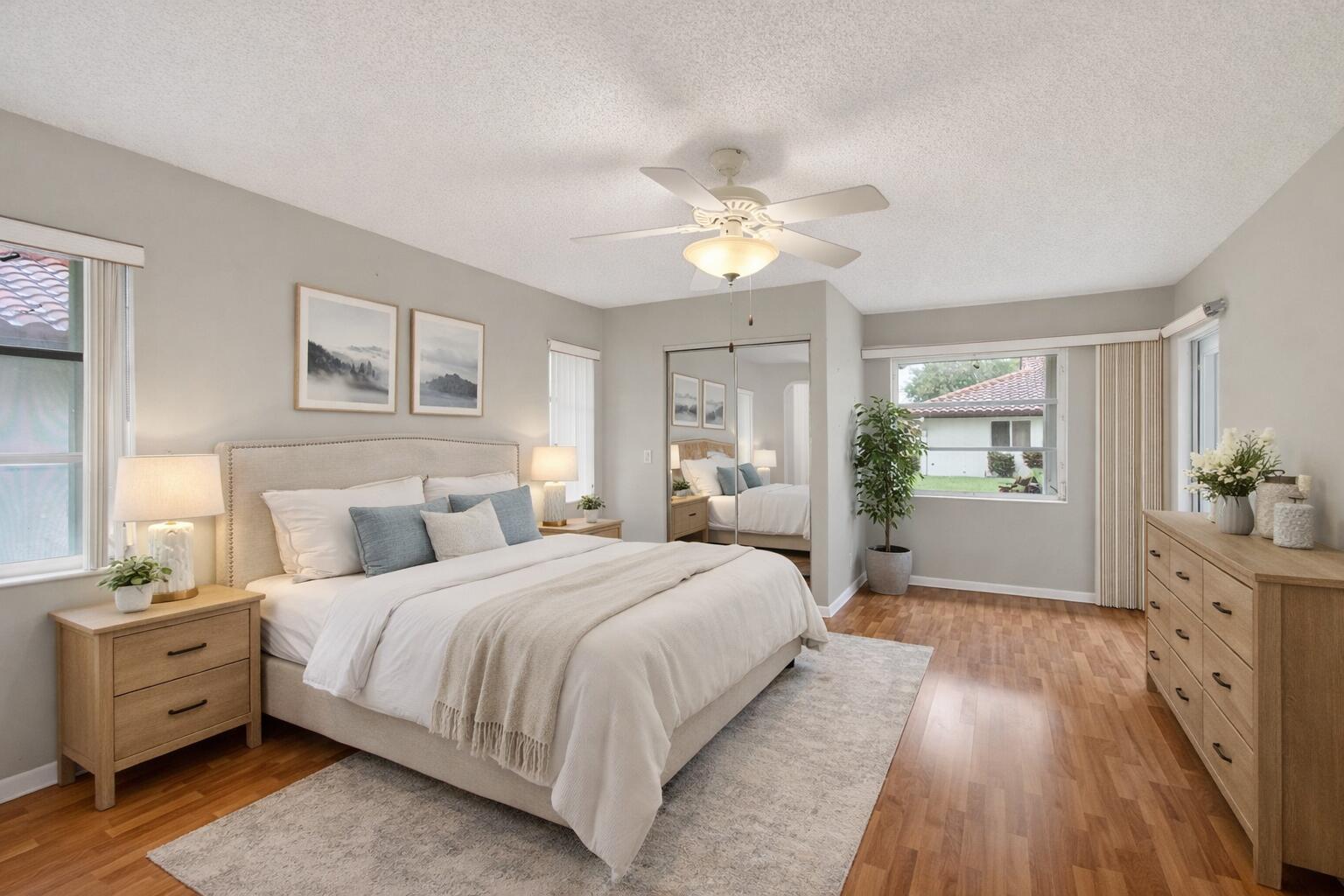 HUNTINGTON POINTE - Residential