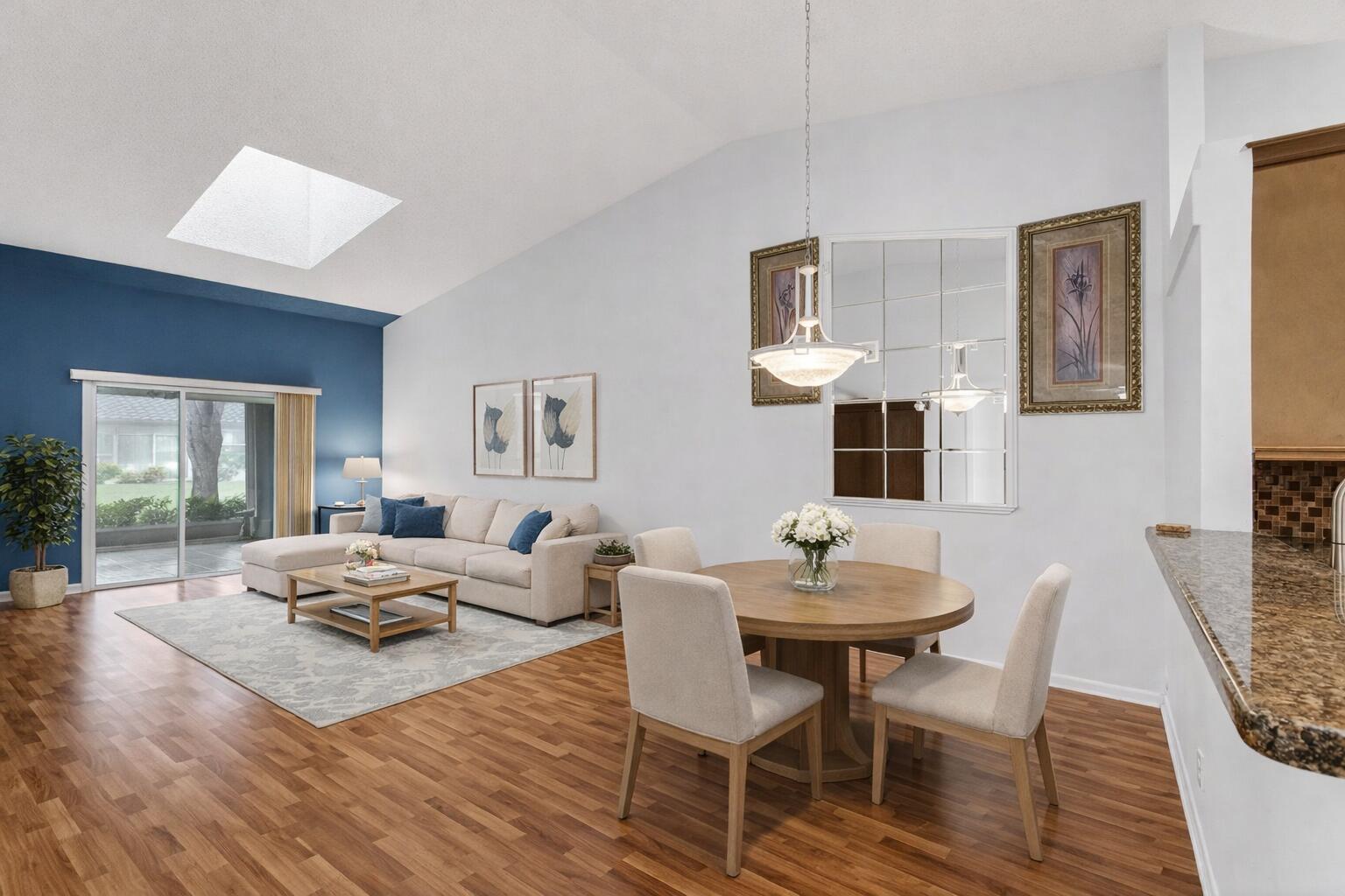 HUNTINGTON POINTE - Residential