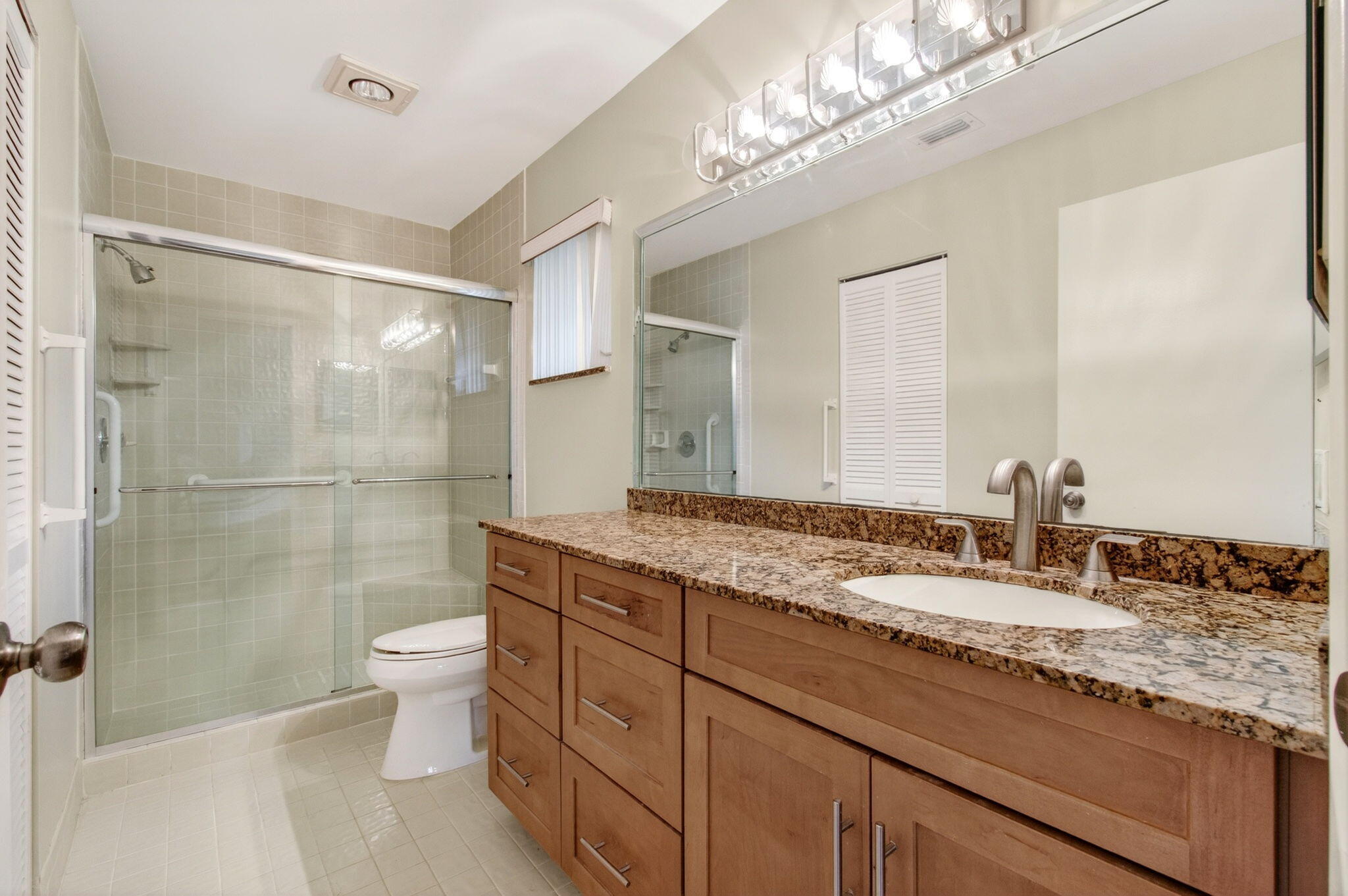 HUNTINGTON POINTE - Residential