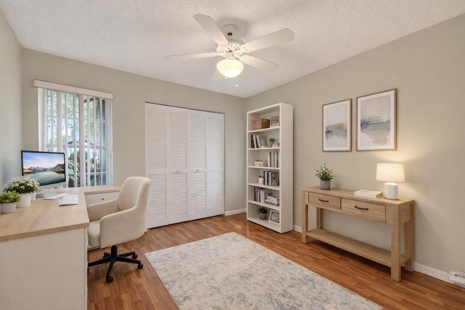 HUNTINGTON POINTE - Residential