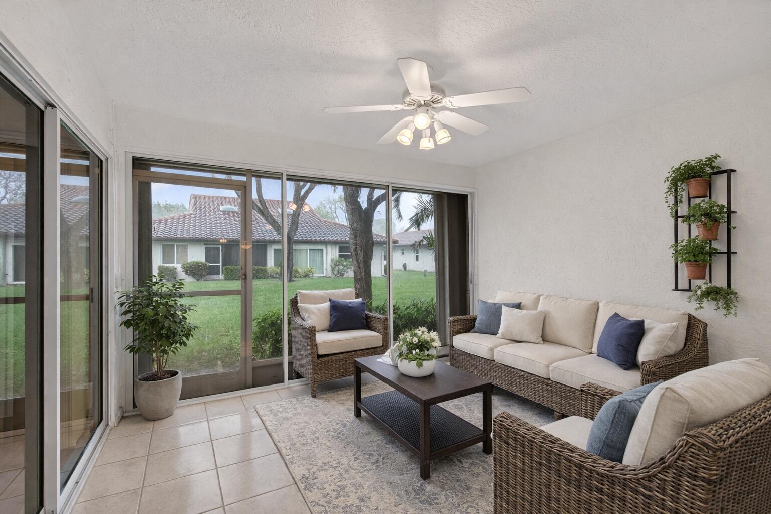 HUNTINGTON POINTE - Residential