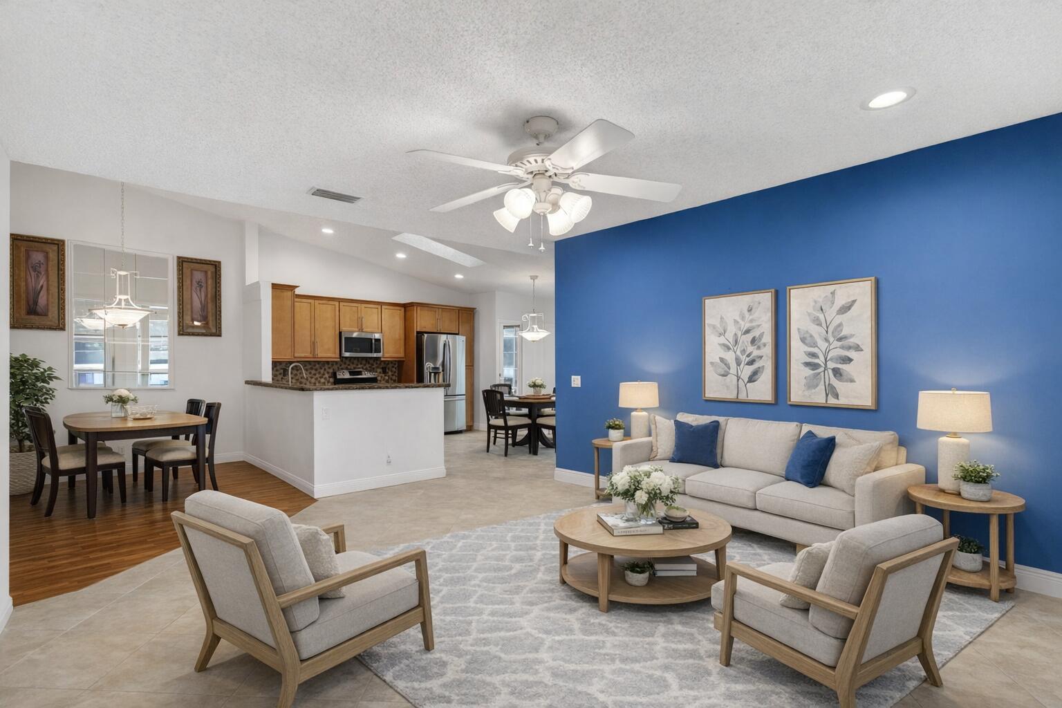 HUNTINGTON POINTE - Residential