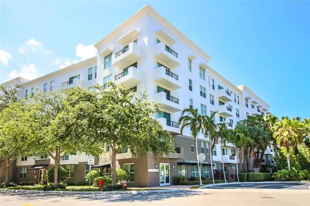 Photo of 2401 NE 65th St #610, Fort Lauderdale, FL 33308 (MLS # F10505127)