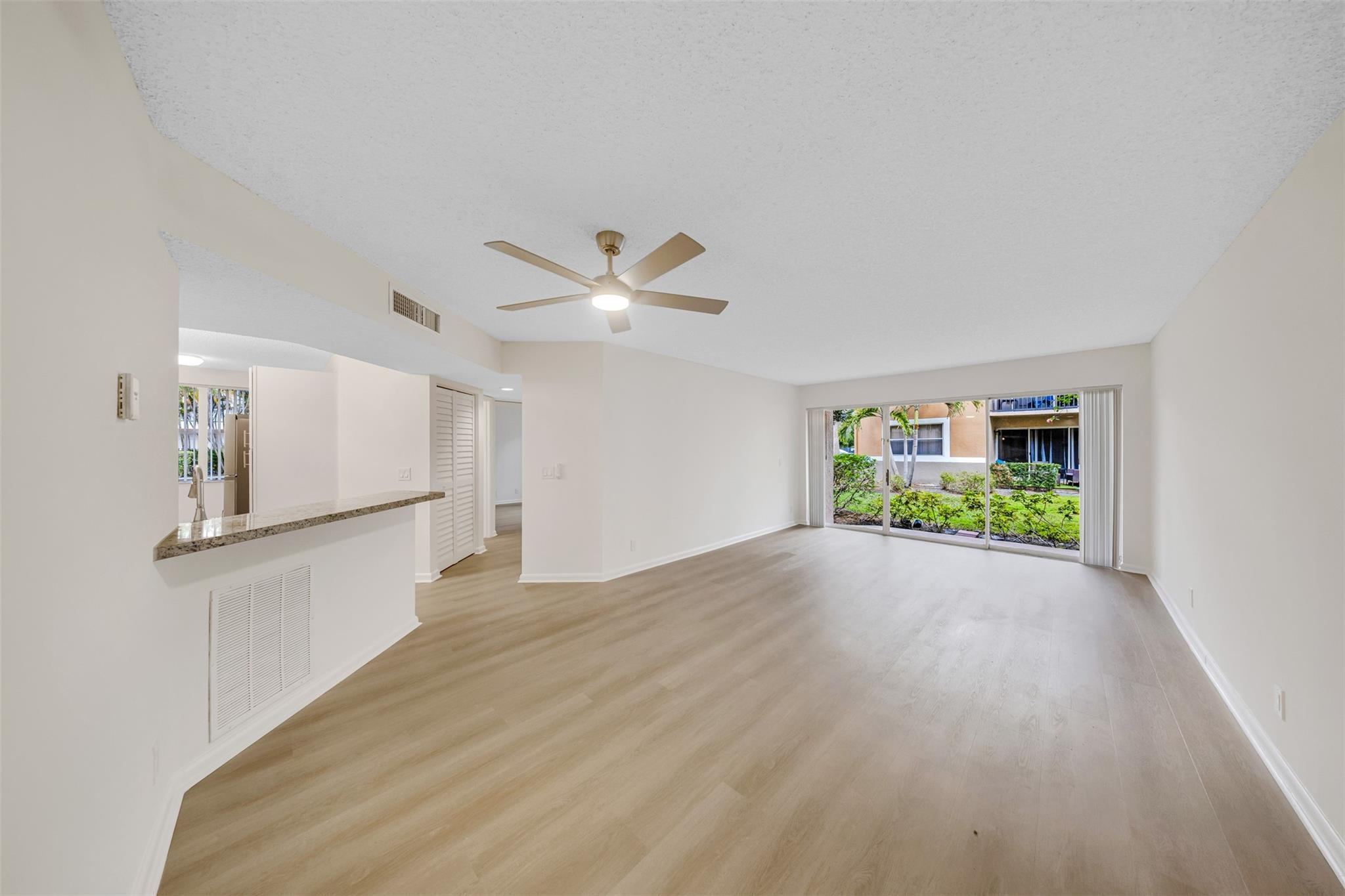 EDGEWATER CONDO - Residential Lease