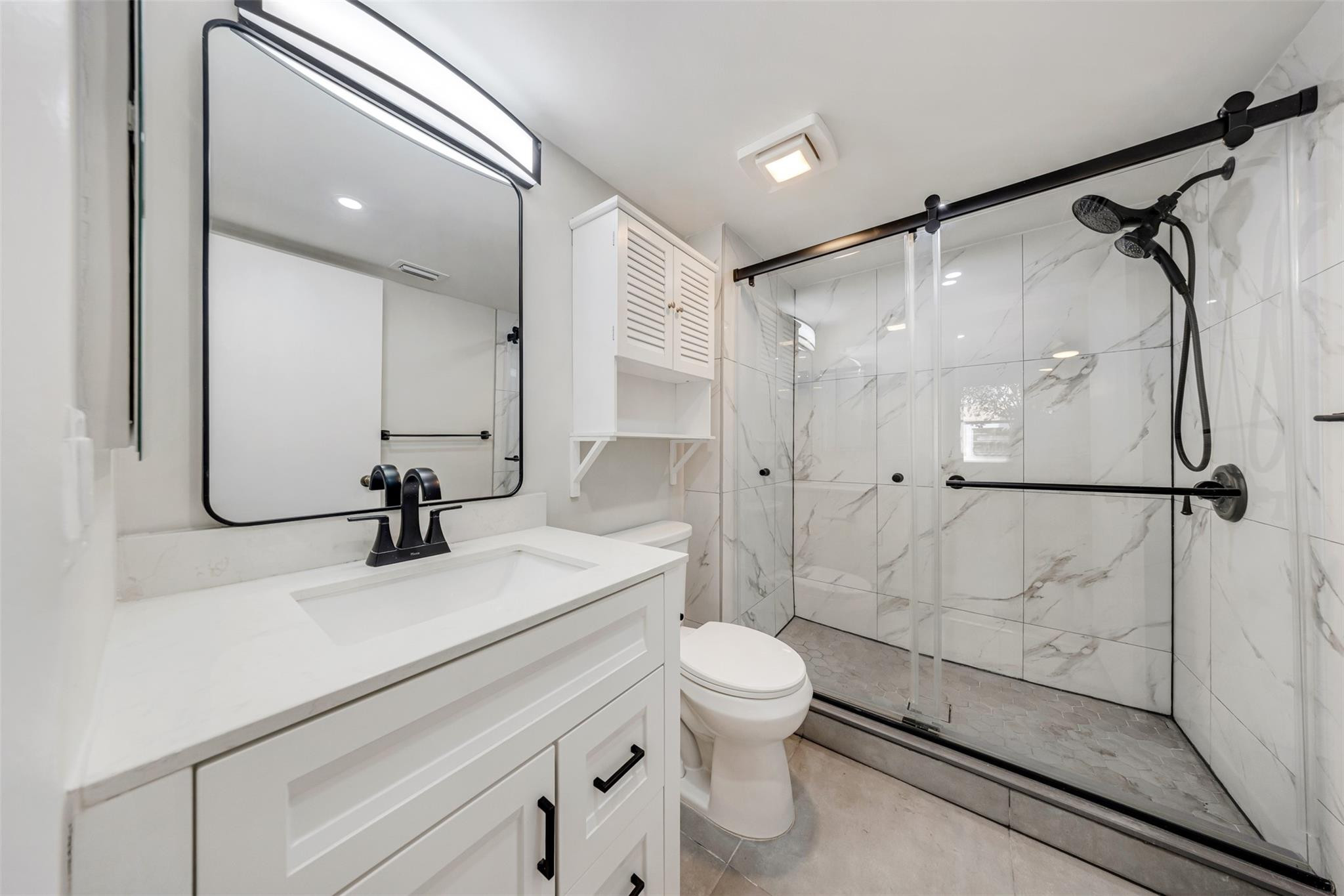 EDGEWATER CONDO - Residential Lease