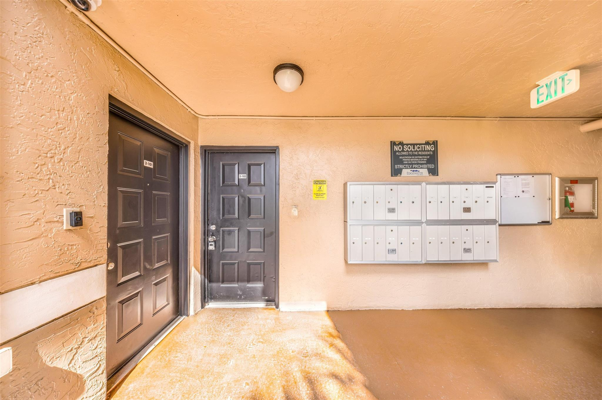 EDGEWATER CONDO - Residential Lease