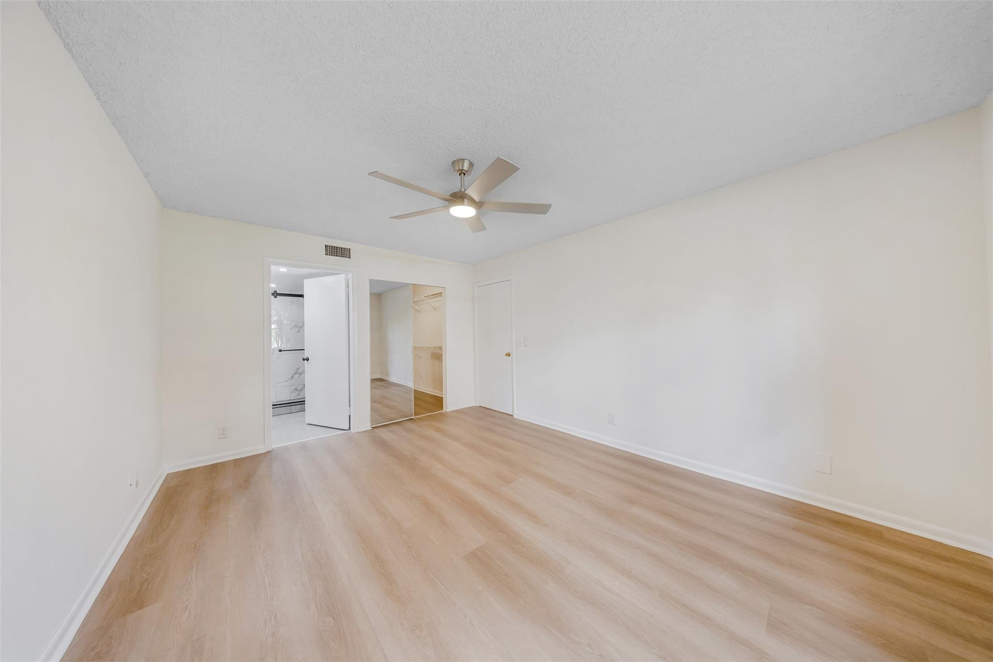 EDGEWATER CONDO - Residential Lease