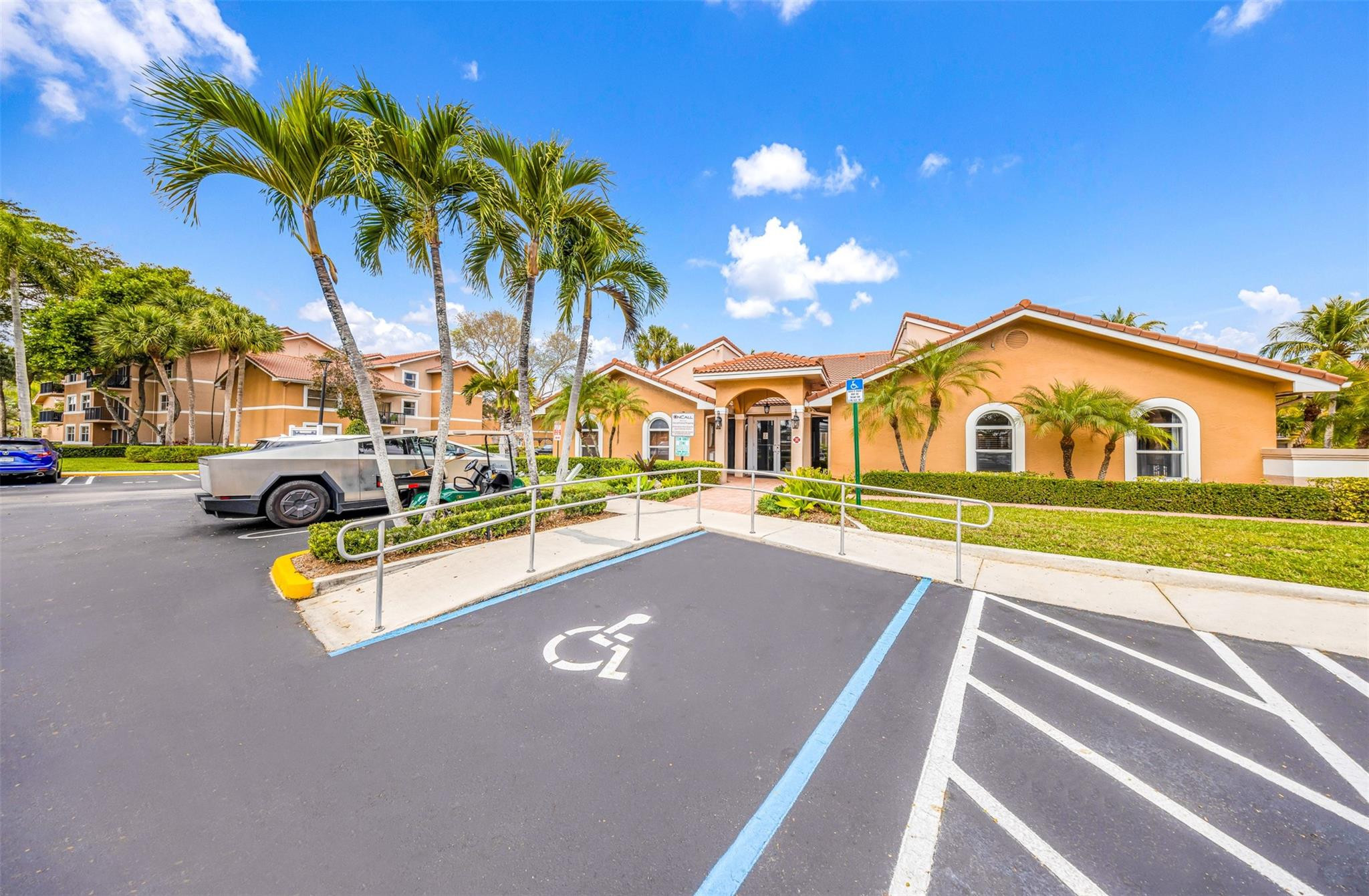 EDGEWATER CONDO - Residential Lease