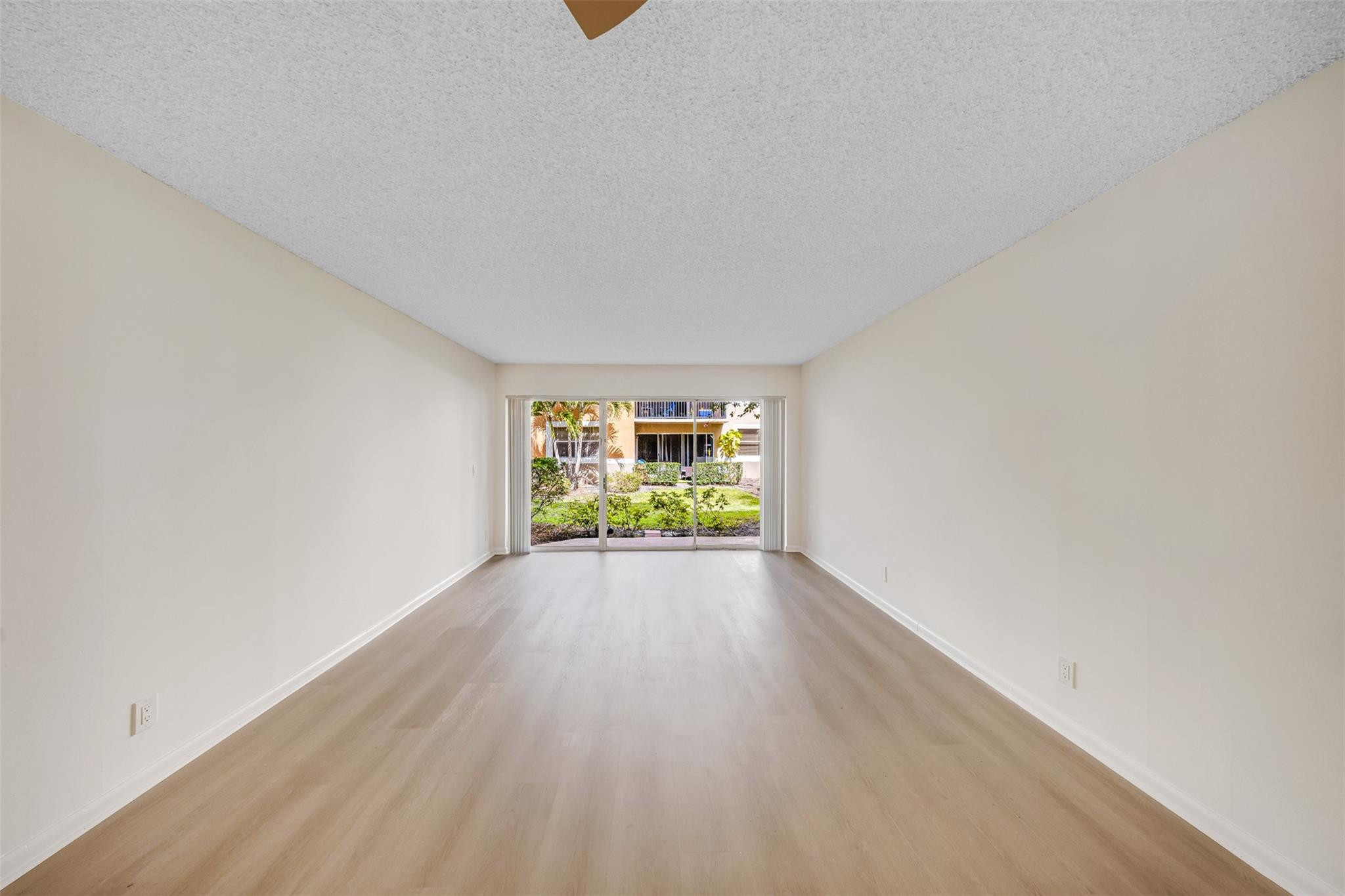 EDGEWATER CONDO - Residential Lease