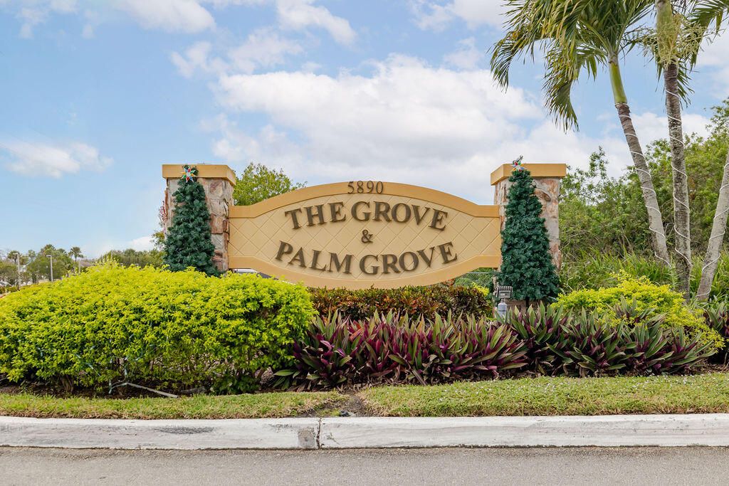 Photo of 5669 Travelers Way, Fort Pierce, FL 34982 (MLS # R10943751)