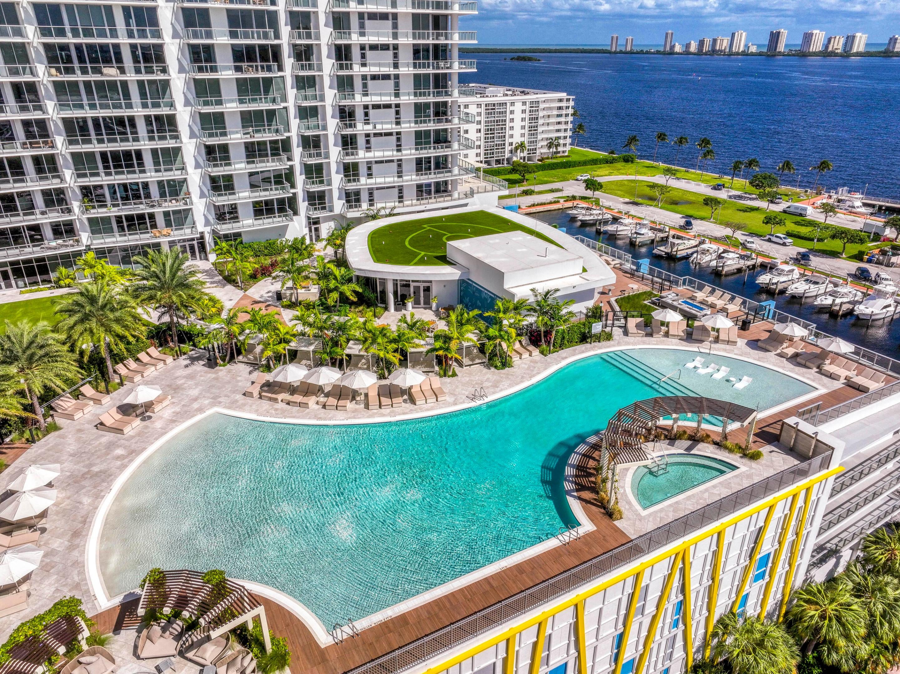 220 Lake Shore Drive 1207