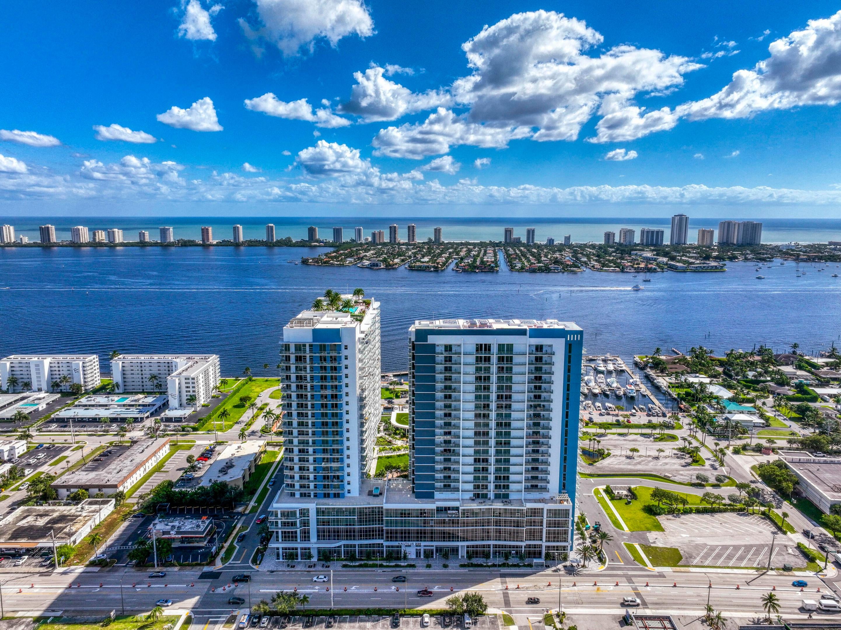 220 Lake Shore Drive 1207