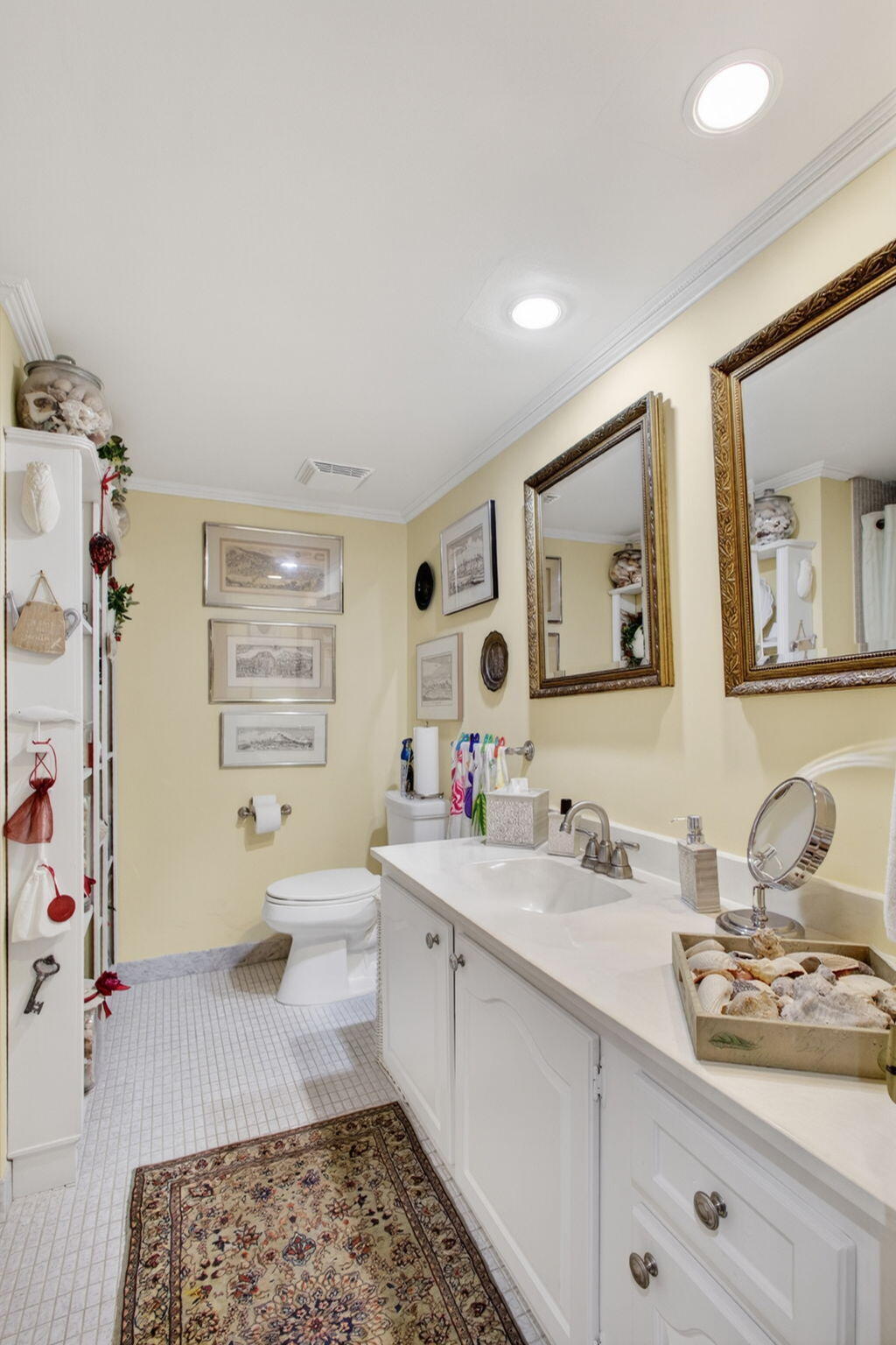 BRIGADOON CONDO - Residential