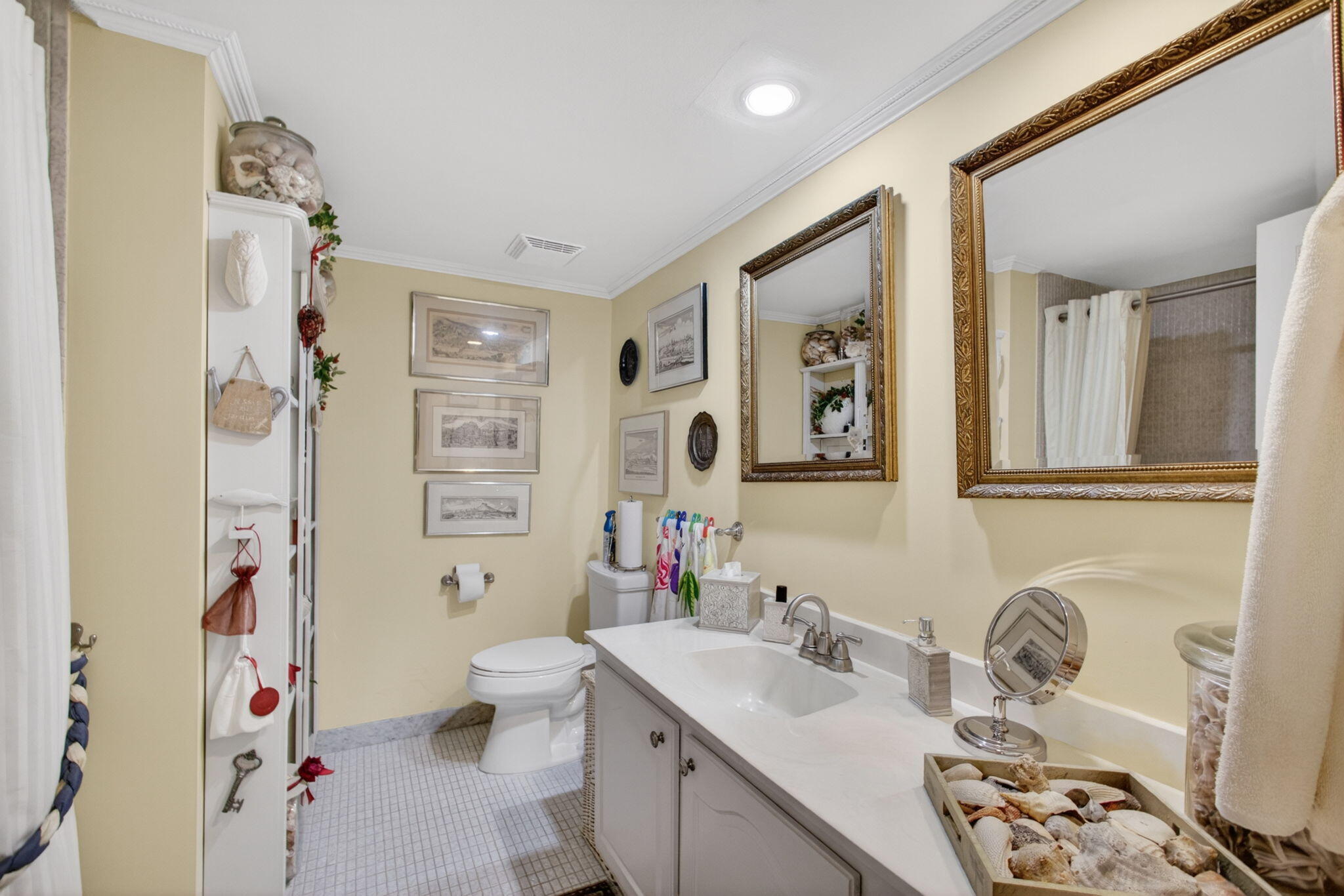 BRIGADOON CONDO - Residential